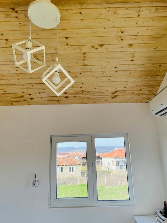 Caravans 10 Min To Tsonevo Lake & 35 Min To Black Sea Exterior photo