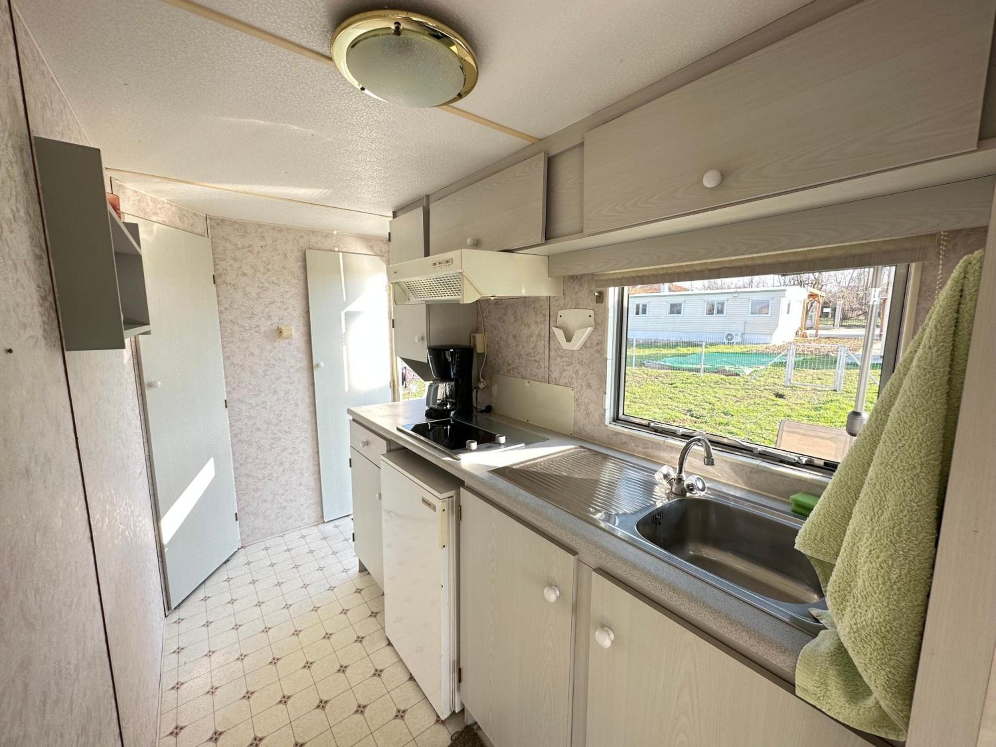 Caravans 10 Min To Tsonevo Lake & 35 Min To Black Sea Room photo